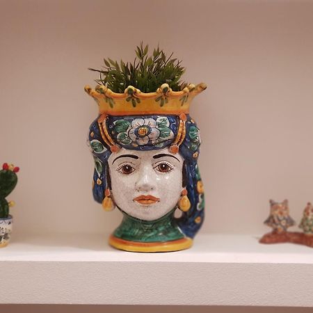 B&B Sicily Luxury คาตาเนีย ภายนอก รูปภาพ