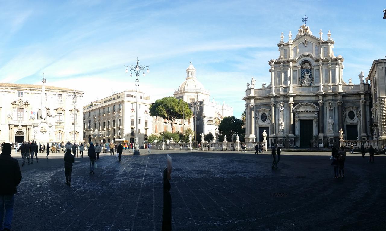 B&B Sicily Luxury คาตาเนีย ภายนอก รูปภาพ