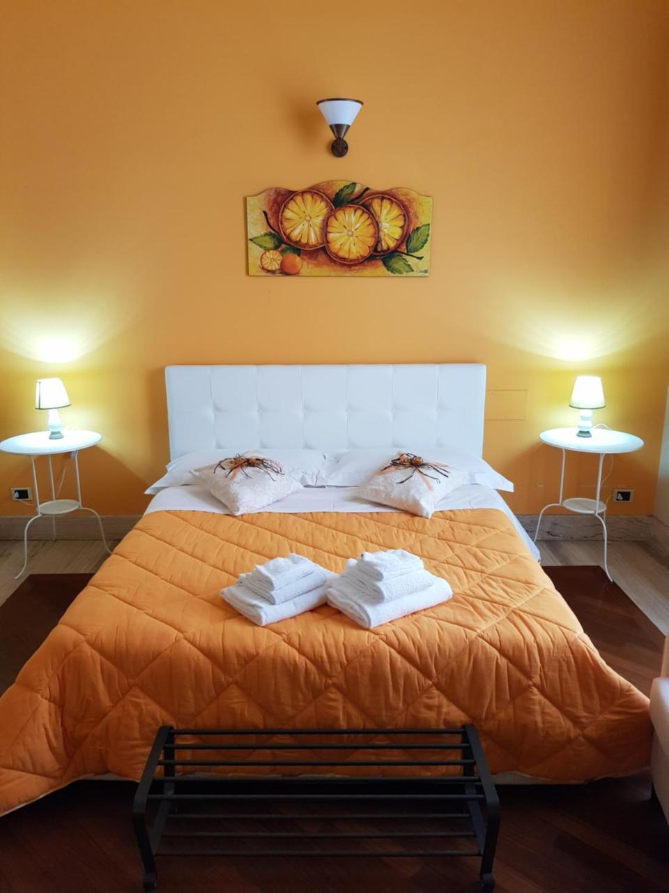 B&B Sicily Luxury คาตาเนีย ภายนอก รูปภาพ