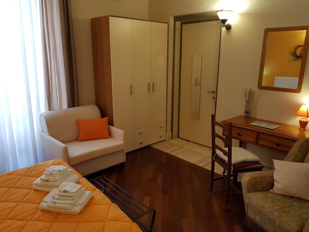B&B Sicily Luxury คาตาเนีย ภายนอก รูปภาพ