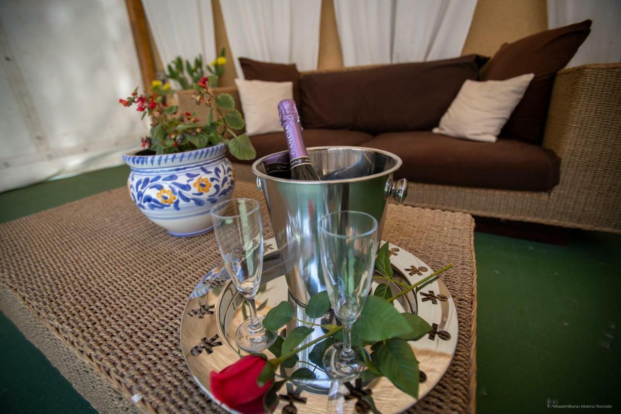 B&B Sicily Luxury คาตาเนีย ภายนอก รูปภาพ