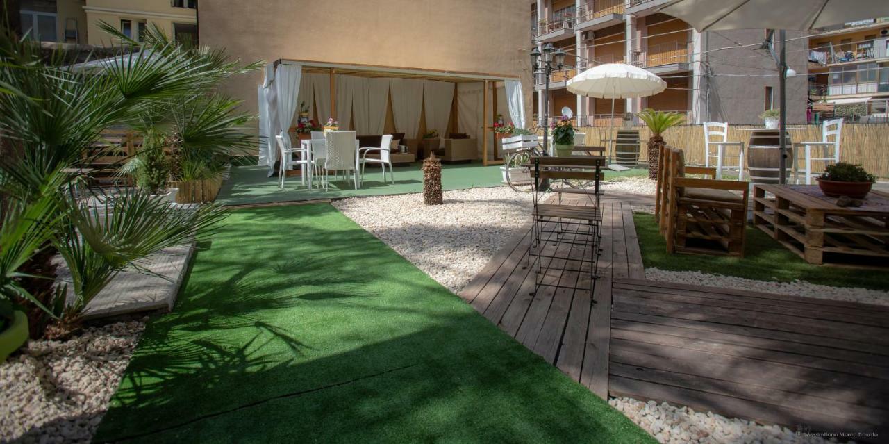 B&B Sicily Luxury คาตาเนีย ภายนอก รูปภาพ