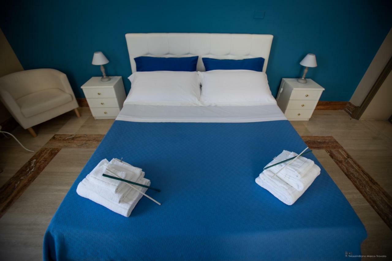 B&B Sicily Luxury คาตาเนีย ภายนอก รูปภาพ