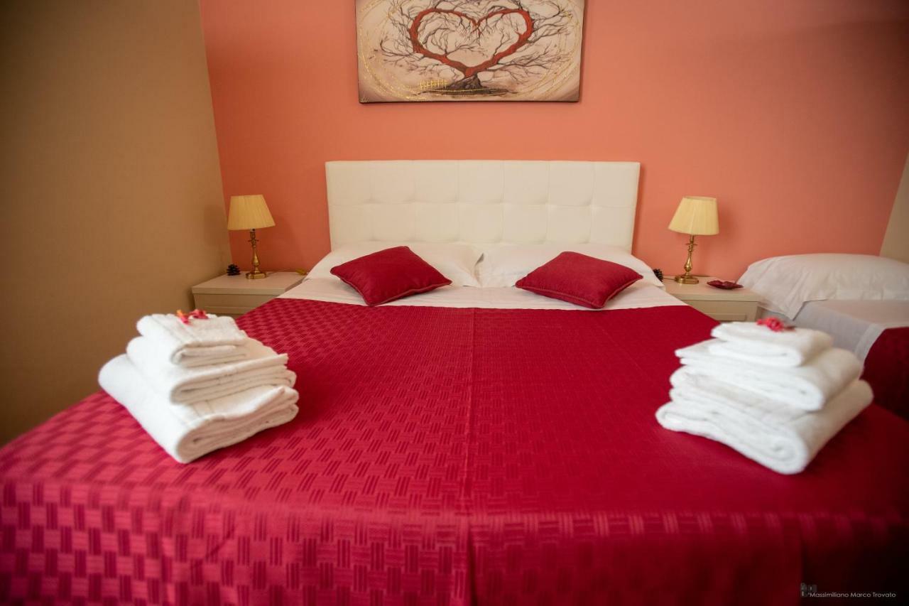 B&B Sicily Luxury คาตาเนีย ภายนอก รูปภาพ