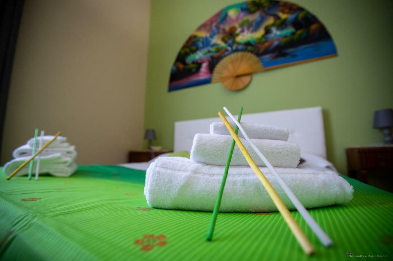 B&B Sicily Luxury คาตาเนีย ภายนอก รูปภาพ